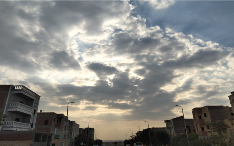 أمطار رعدية تضرب عدة مناطق وتصل إلى القاهرة.. ما احتمالية حدوثها؟